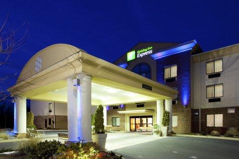 Hotel Express Charles Town By Ihg 2*
