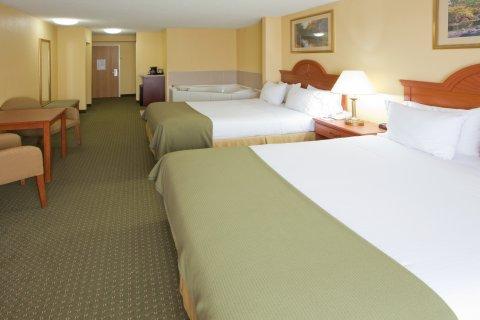 Hotel Express Charles Town By Ihg